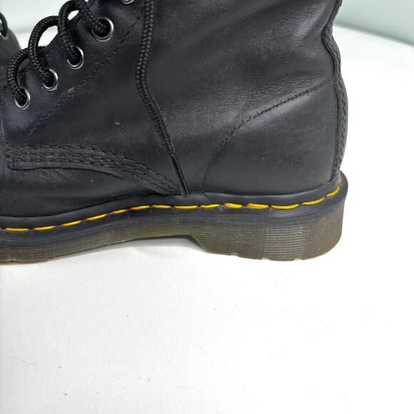 Dr Martens 11821 Black Leather 8 Eye Mid Boots 6 - Picture 2 of 11